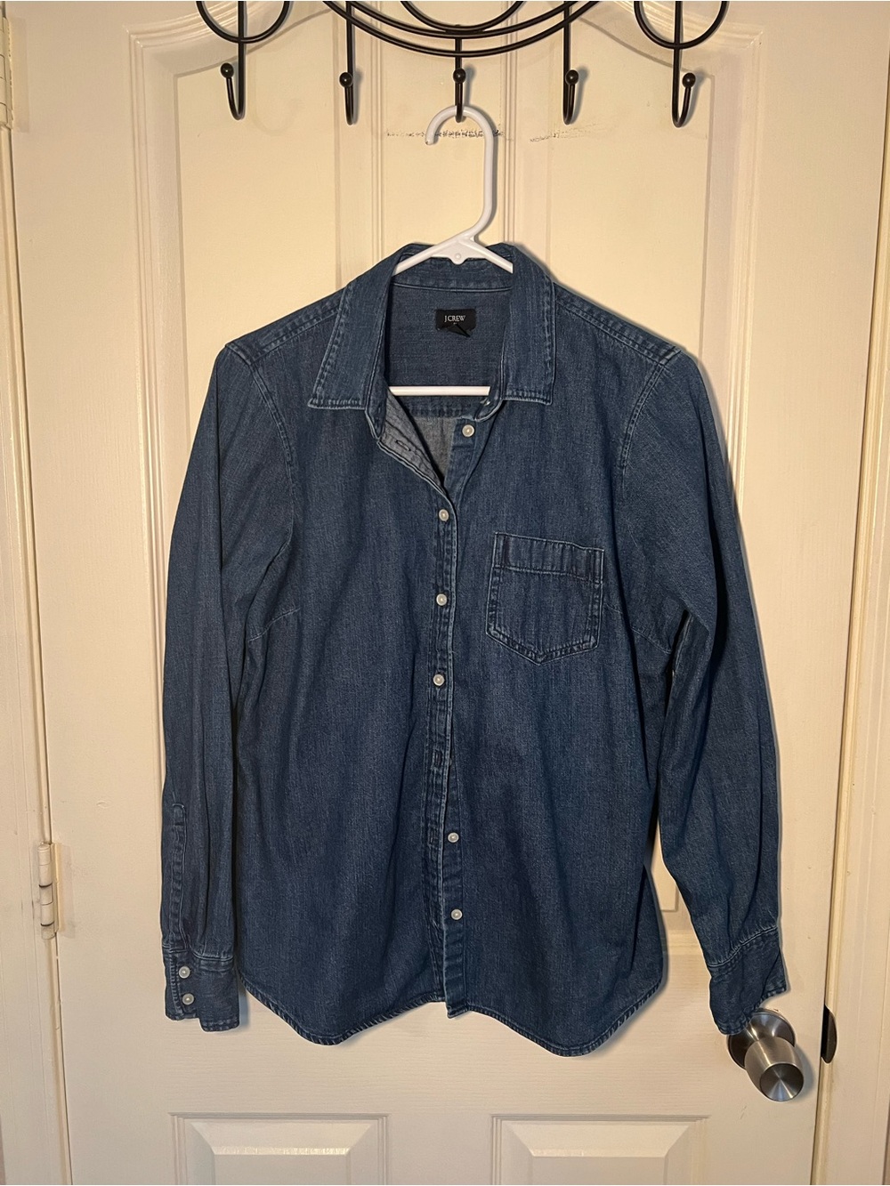 J.Crew Chambray Denim Button Down Shirt Medium 100% Cotton Long Sleeve Blue